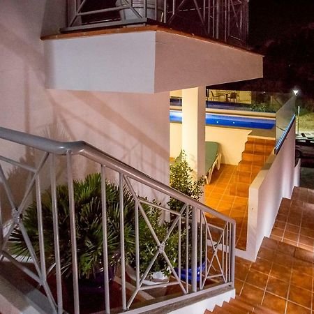 Luxury Apartments With Private Swimming Pool มาร์เบยา ภายนอก รูปภาพ