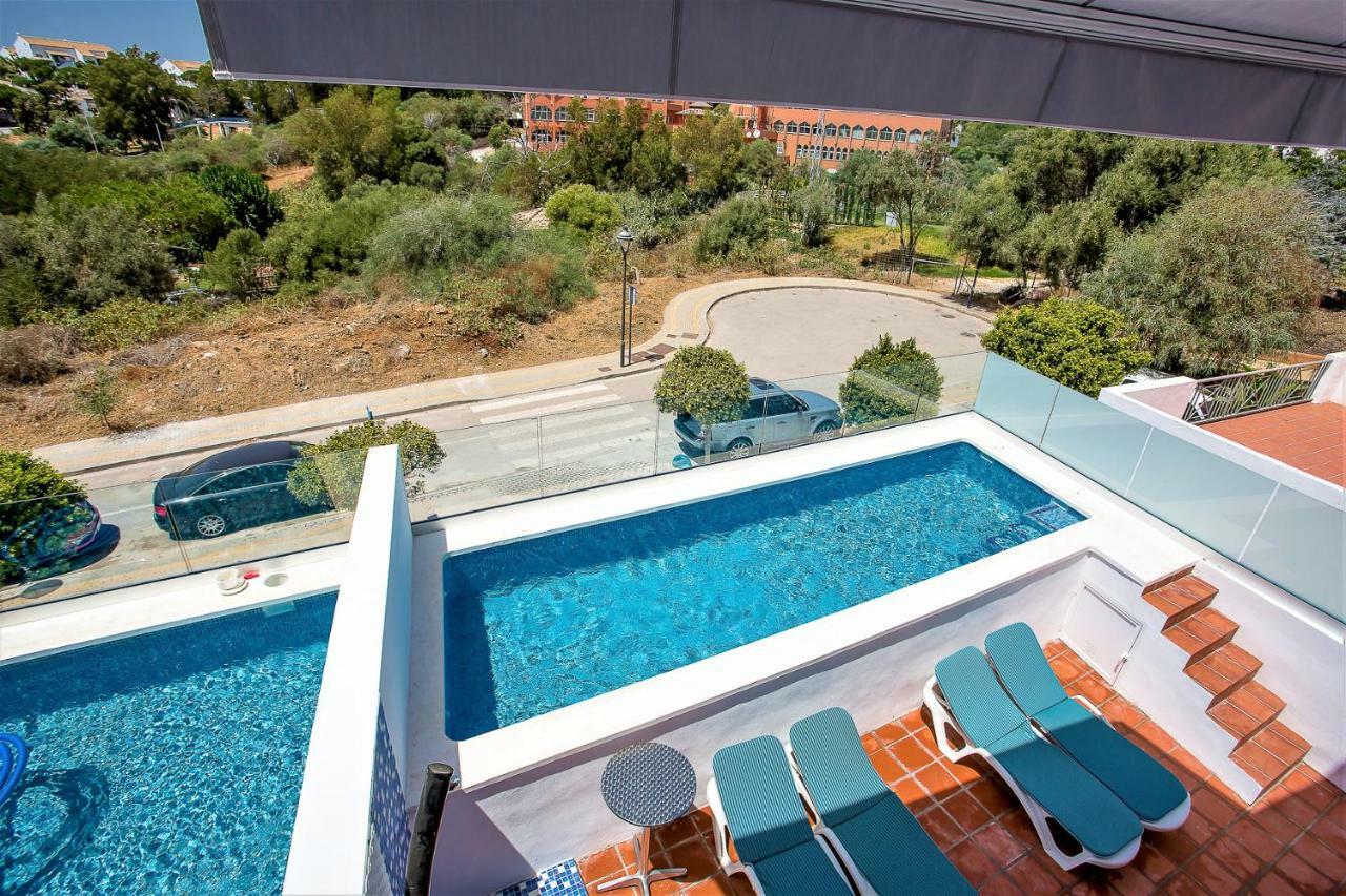 Luxury Apartments With Private Swimming Pool มาร์เบยา ภายนอก รูปภาพ