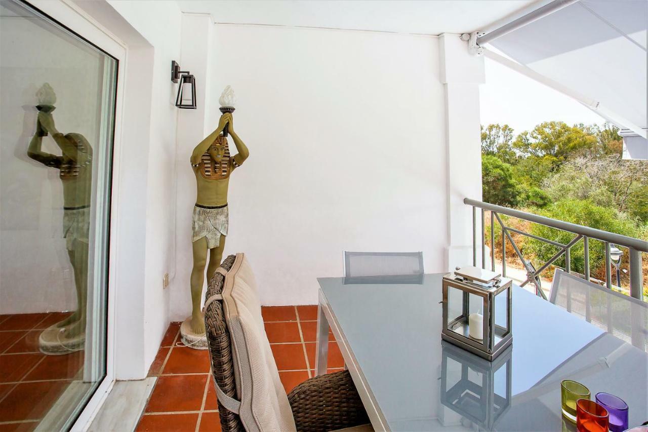 Luxury Apartments With Private Swimming Pool มาร์เบยา ภายนอก รูปภาพ