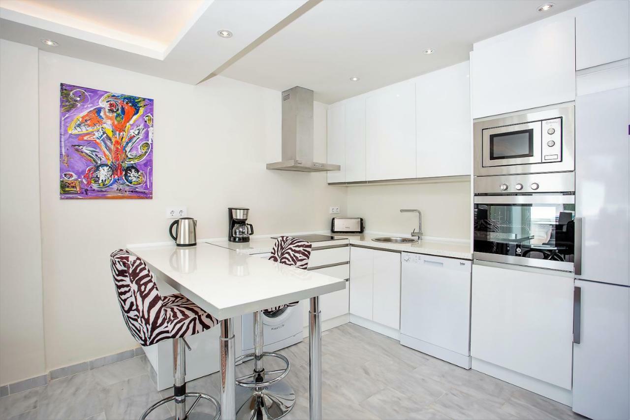 Luxury Apartments With Private Swimming Pool มาร์เบยา ภายนอก รูปภาพ