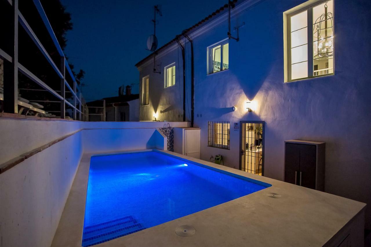 Luxury Apartments With Private Swimming Pool มาร์เบยา ภายนอก รูปภาพ