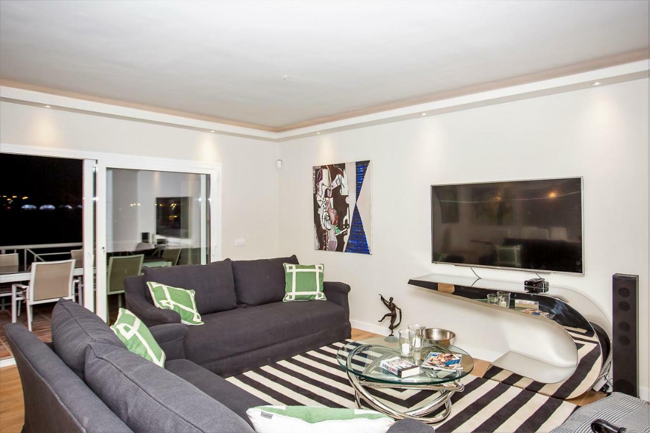 Luxury Apartments With Private Swimming Pool มาร์เบยา ภายนอก รูปภาพ